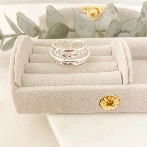 925 Sterling Silver Hammered Ring Heart Ring Chunky Ring Large Statement Ring - Picture 14 of 16